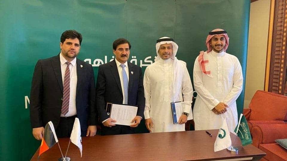 Photo of فدراسیون‌های فوتبال سعودی و افغانستان تفاهم‌نامه همکاری امضا کردند