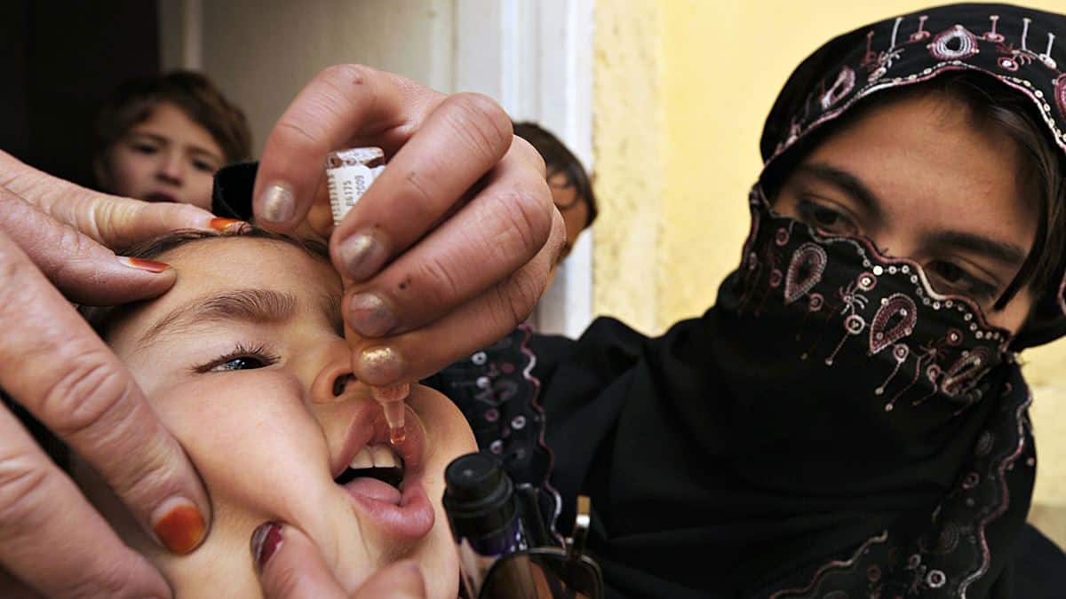 Photo of افزایش موارد «فلج اطفال» زیر سایه کرونا در افغانستان