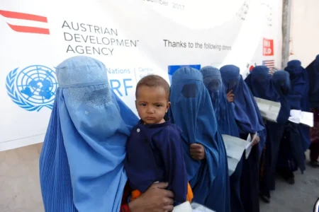سازمان ملل هشت مرکز بازگشت مهاجرین افغانستانی‌ را بست