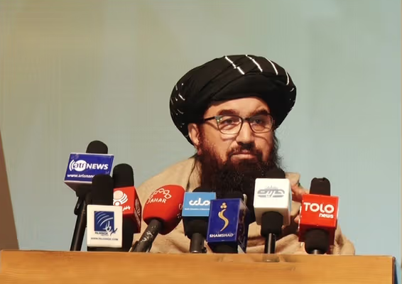 چاپلوسی به‌عنوان «فرض شرعی»؛ تحریف دین برای تثبیت قدرت مطلق