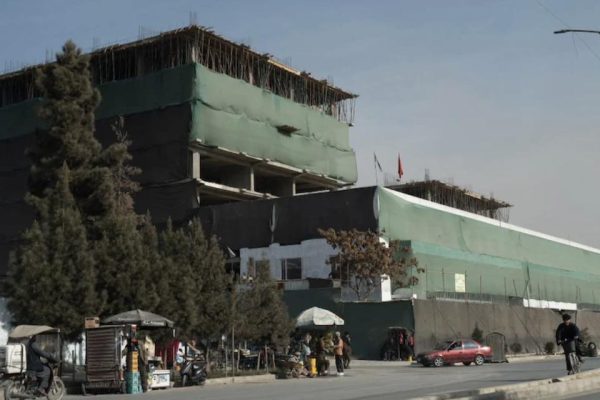 سقوط سینما بر پله‌های ترازوی تجارت