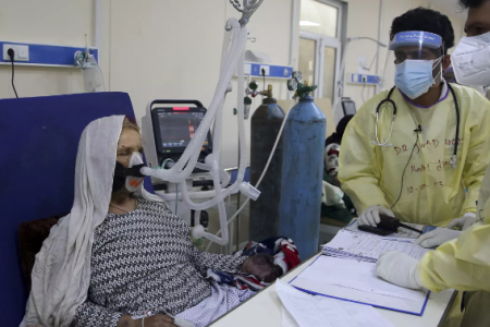 محرمیت اجباری؛ پیامد سیاست‌هایی که زنان را از آموزش محروم کرد