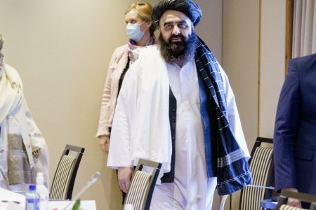 تنش در اروپا بر سر گفت‌وگو با طالبان؛ نگرانی‌ها از پیامدهای حقوق بشری