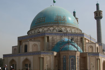 طالبان حوزه علمیه خاتم‌النبین را محاصره و طلاب را بازداشت کرد