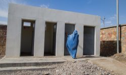 مسجد در بیابان، بیمار در صف؛ اولویت کجاست؟