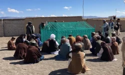 کشته‌شدن محافظ قبر ملا عمر